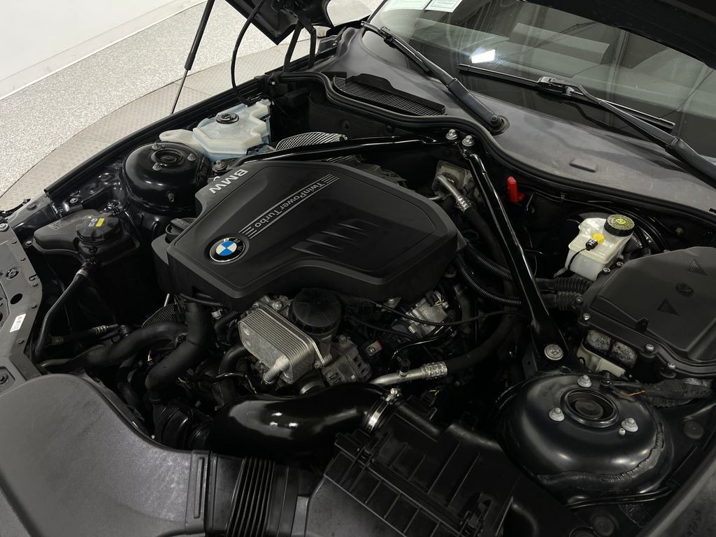 2015 BMW Z4 Image 27