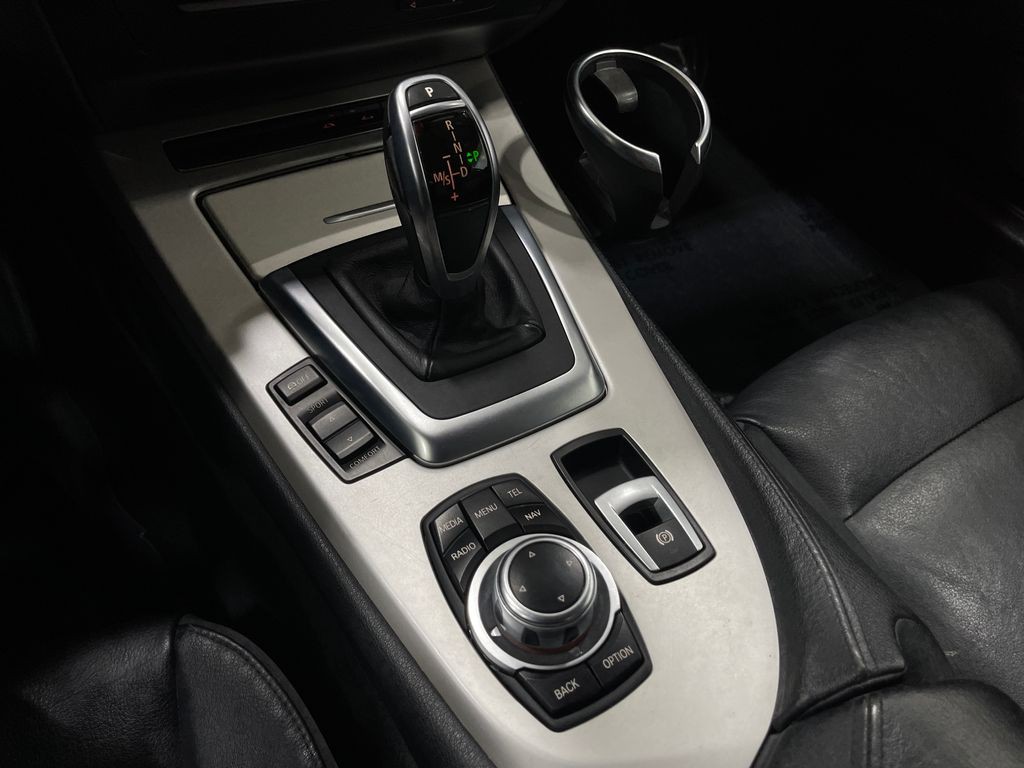 2015 BMW Z4 Image 28