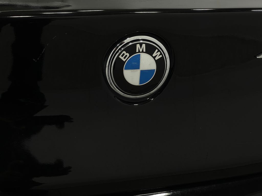 2015 BMW Z4 Image 35