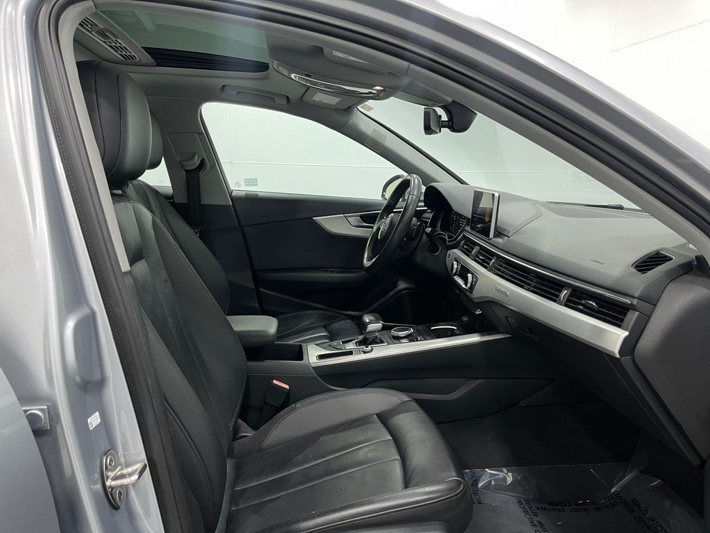 2018 Audi A4 Image 34