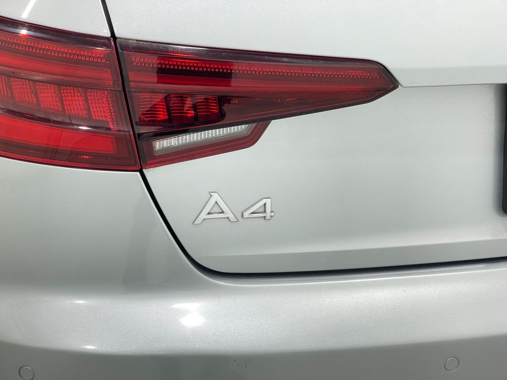 2018 Audi A4 Image 41