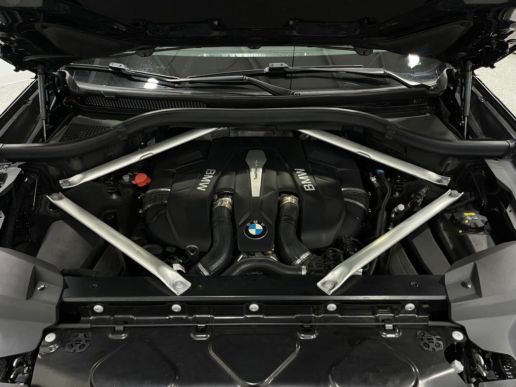 2019 BMW X7 Image 30