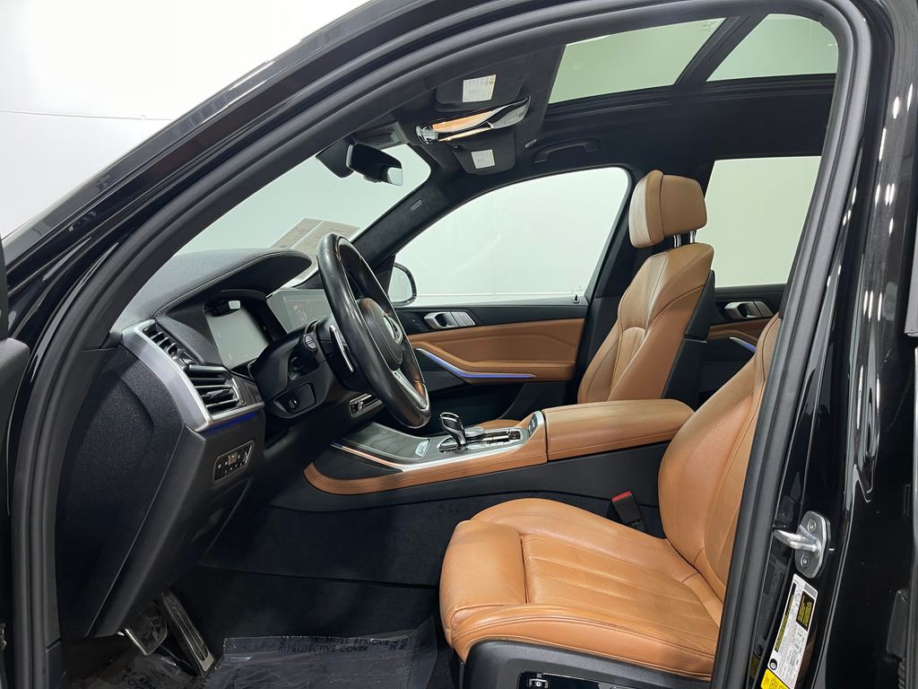 2019 BMW X7 Image 14