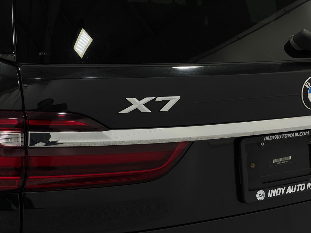 2019 BMW X7 Image 44