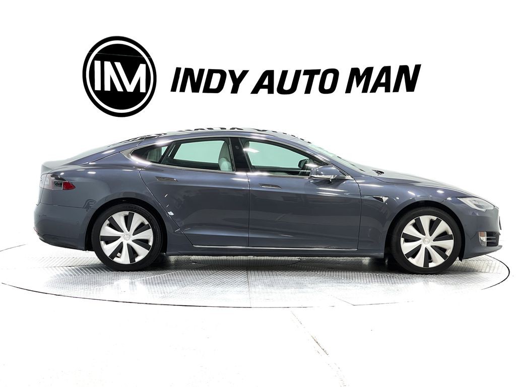 2021 Tesla Model S Image 3