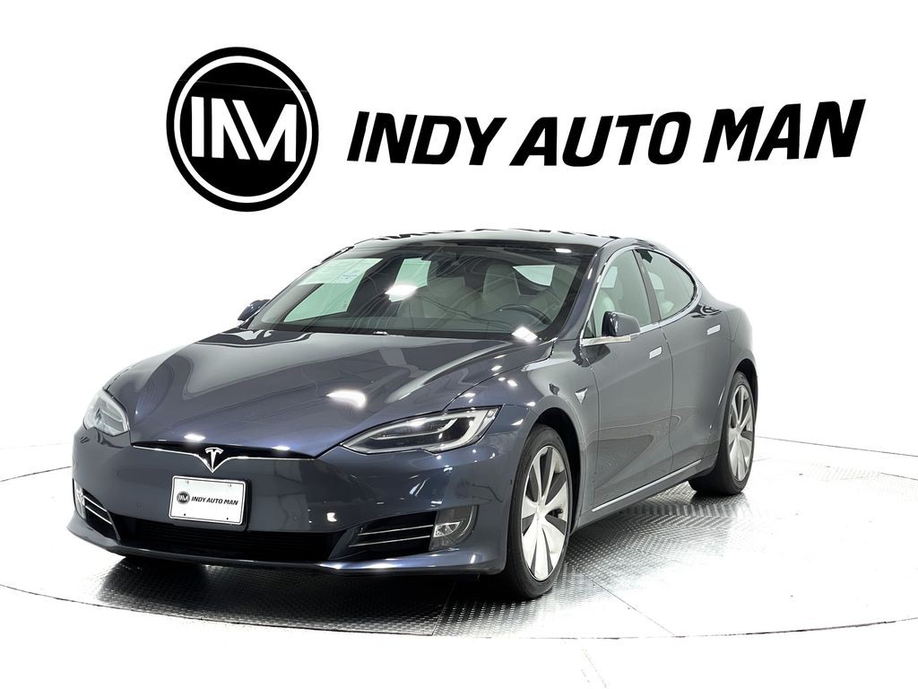 2021 Tesla Model S Image 8
