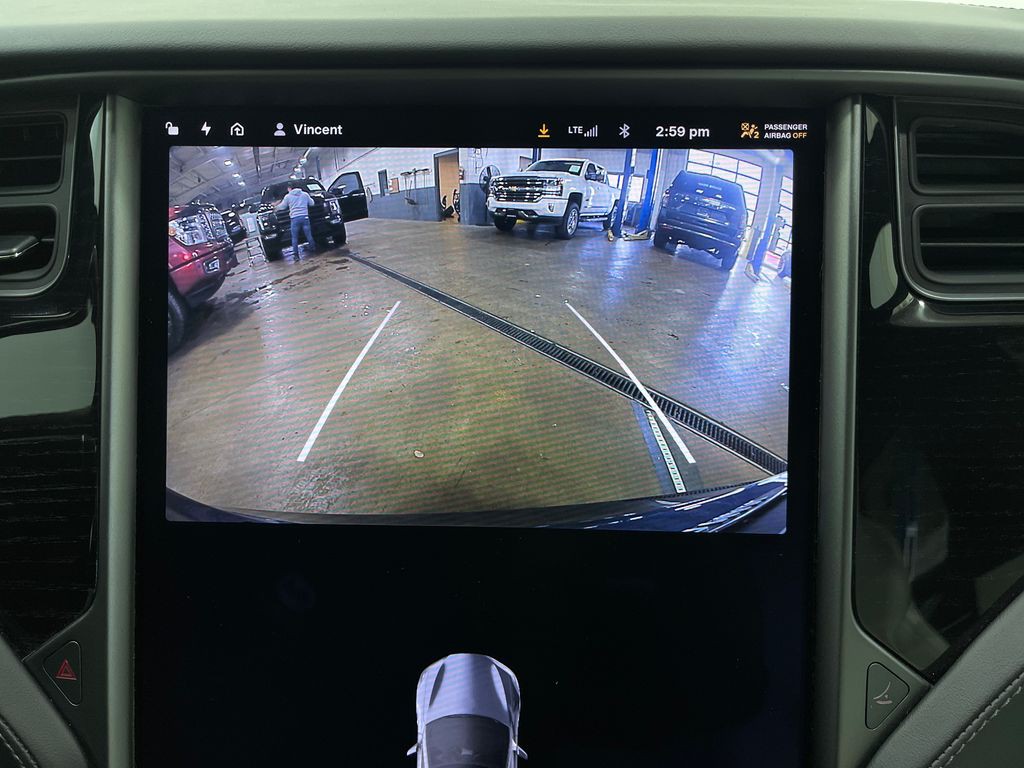 2021 Tesla Model S Image 11