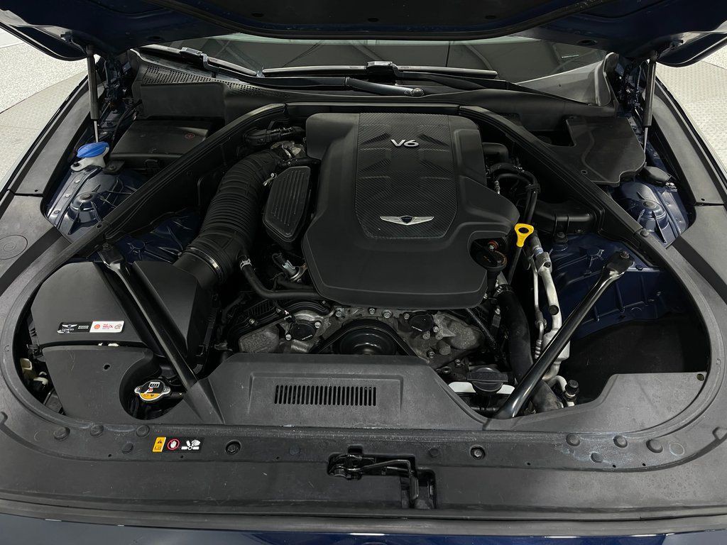 2018 Genesis G80 Image 27