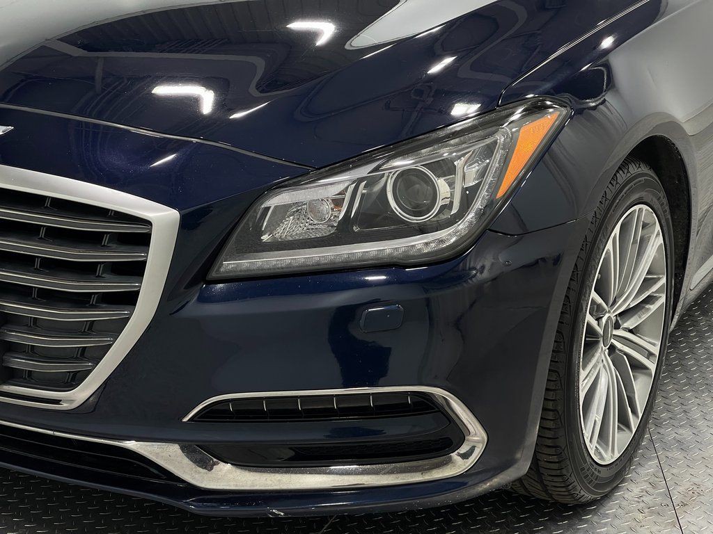 2018 Genesis G80 Image 33