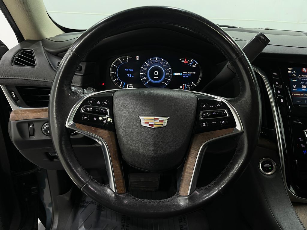 2019 Cadillac Escalade Image 24