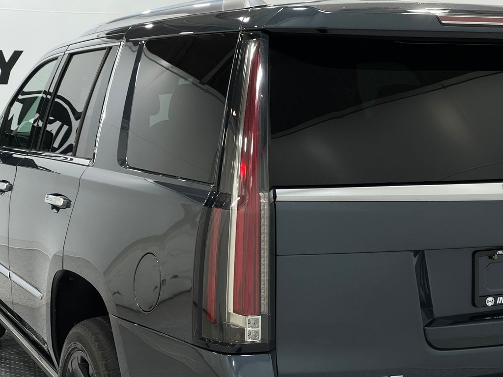 2019 Cadillac Escalade Image 38