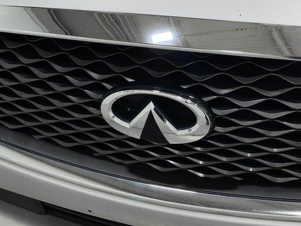 2019 INFINITI Q50 Image 32