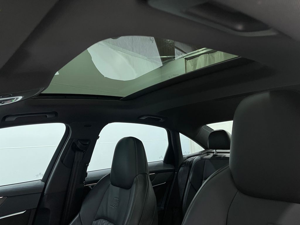 2020 Audi S6 Image 12