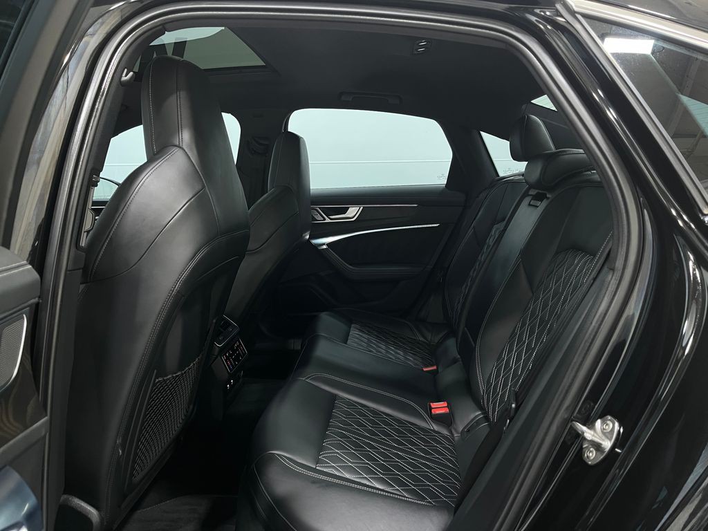 2020 Audi S6 Image 31