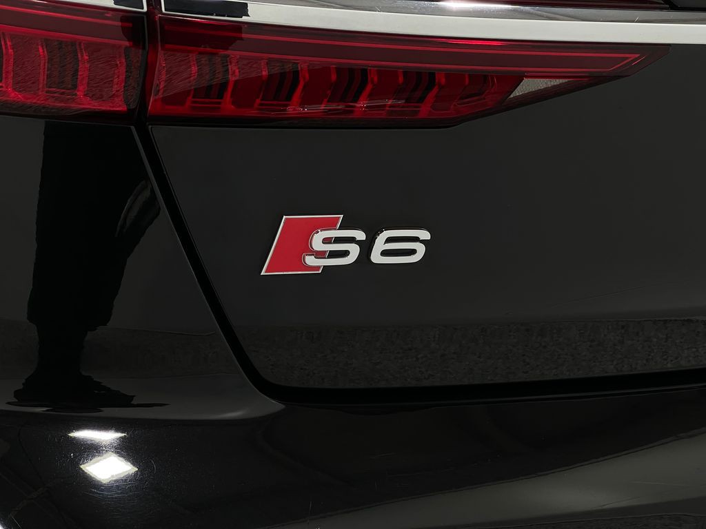 2020 Audi S6 Image 40