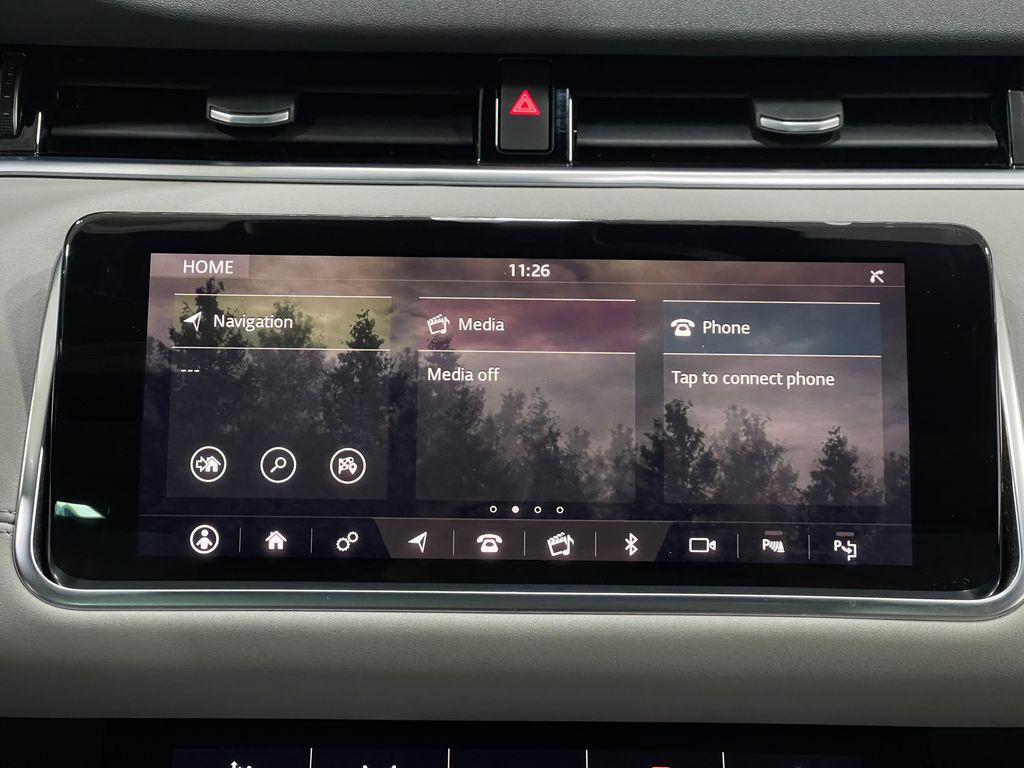 2020 Land Rover Range Rover Evoque Image 24