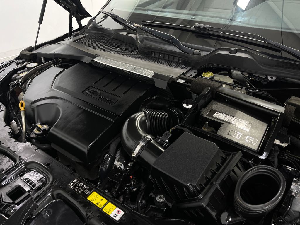 2020 Land Rover Range Rover Evoque Image 28