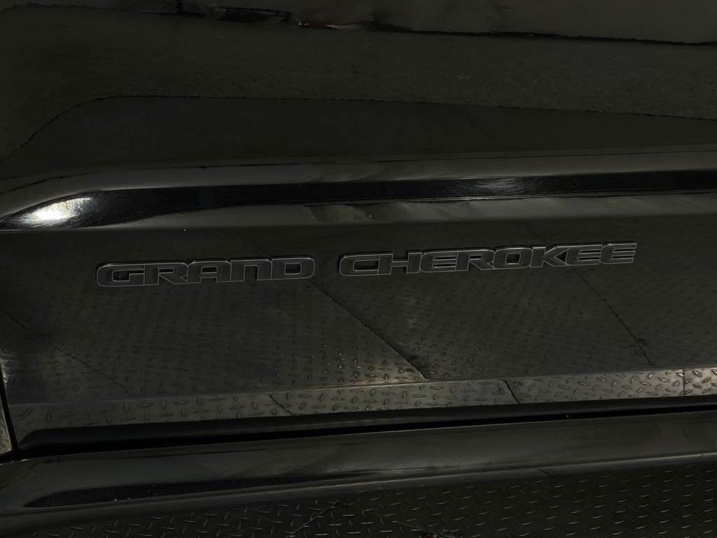 2018 Jeep Grand Cherokee Image 40