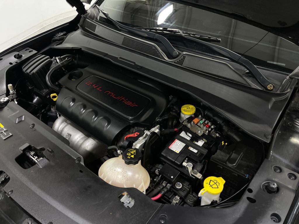 2017 Jeep Compass Image 30