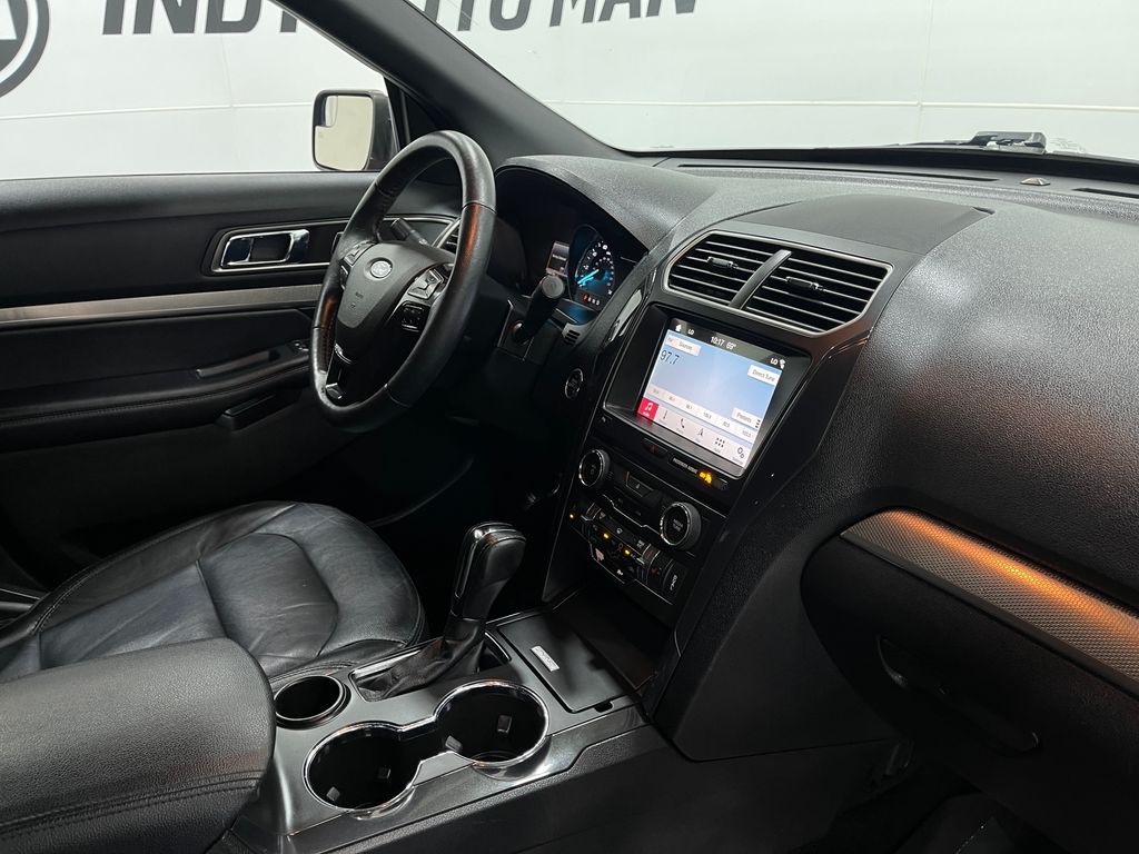 2018 Ford Explorer Image 20