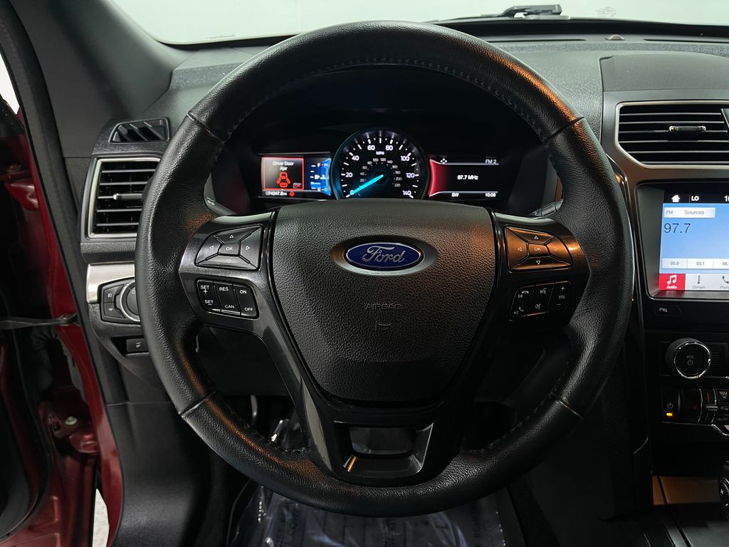 2018 Ford Explorer Image 22