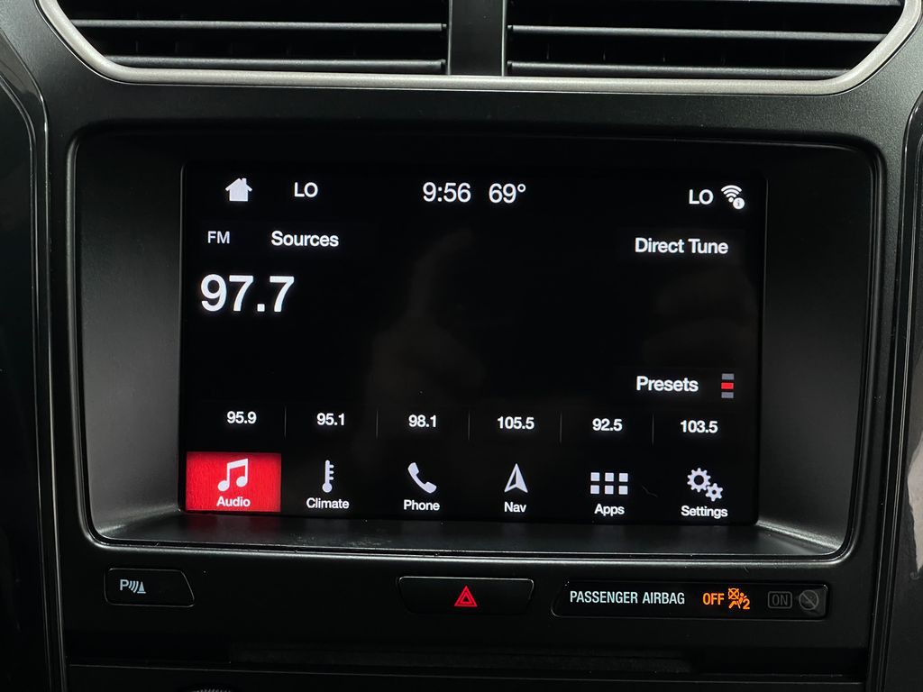 2018 Ford Explorer Image 24
