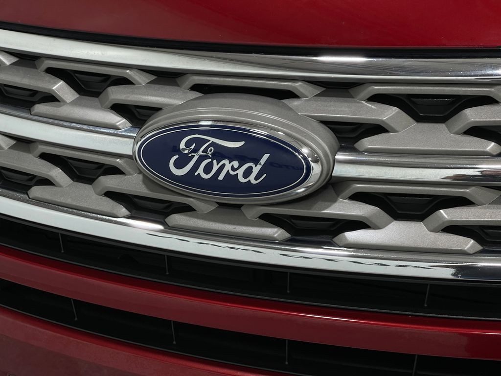 2018 Ford Explorer Image 40