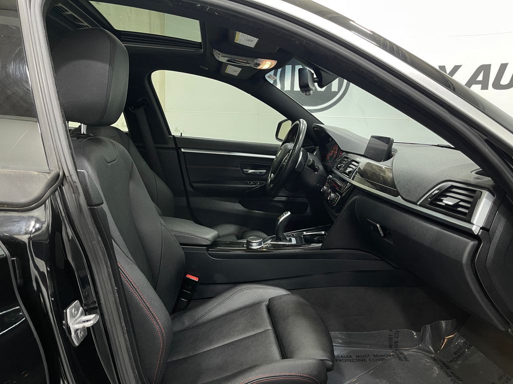 2018 BMW 4 Series Image 32