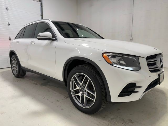 2017 Mercedes-Benz GLC-Class Image 3