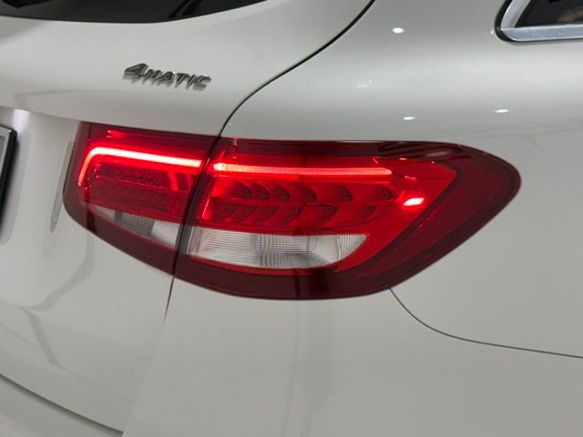2017 Mercedes-Benz GLC-Class Image 20