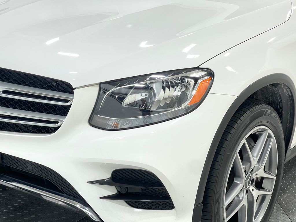 2017 Mercedes-Benz GLC-Class Image 34