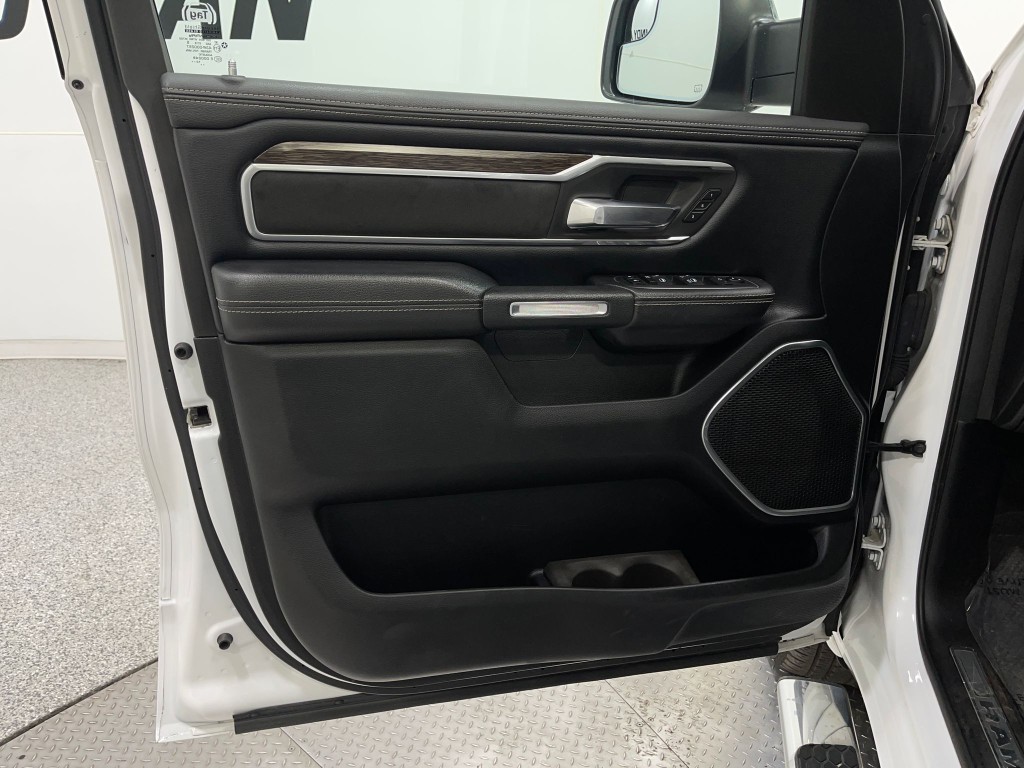 2020 RAM 1500 Image 15
