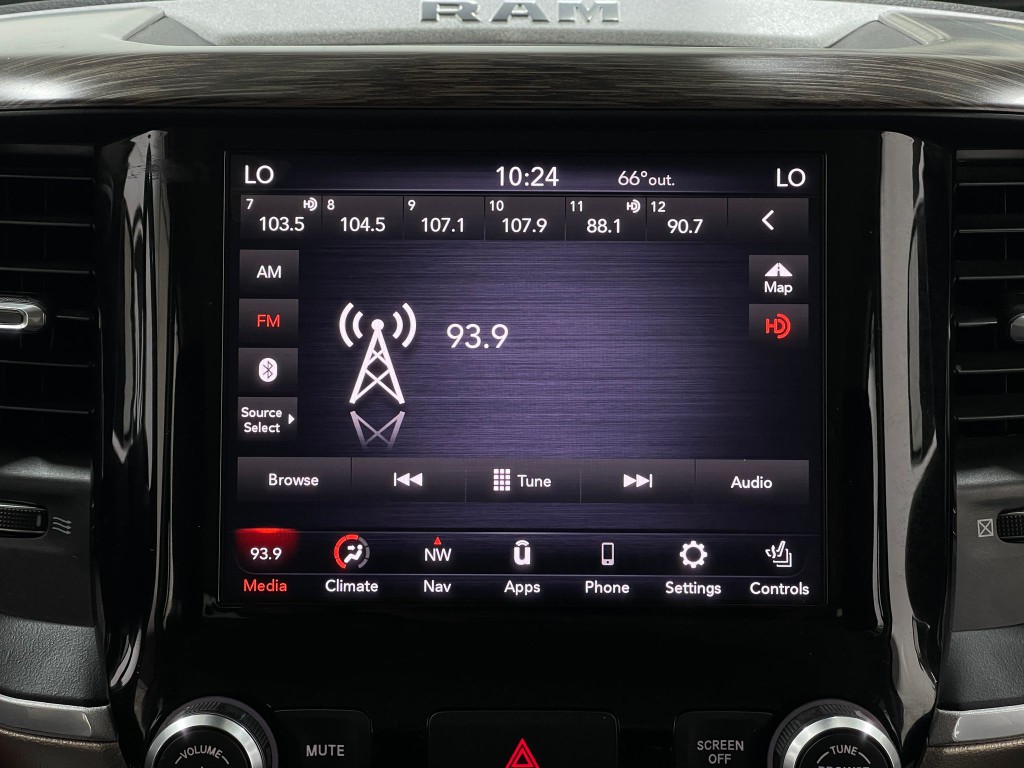 2020 RAM 1500 Image 24