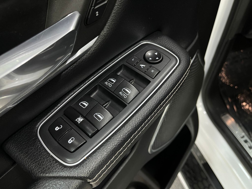 2020 RAM 1500 Image 15