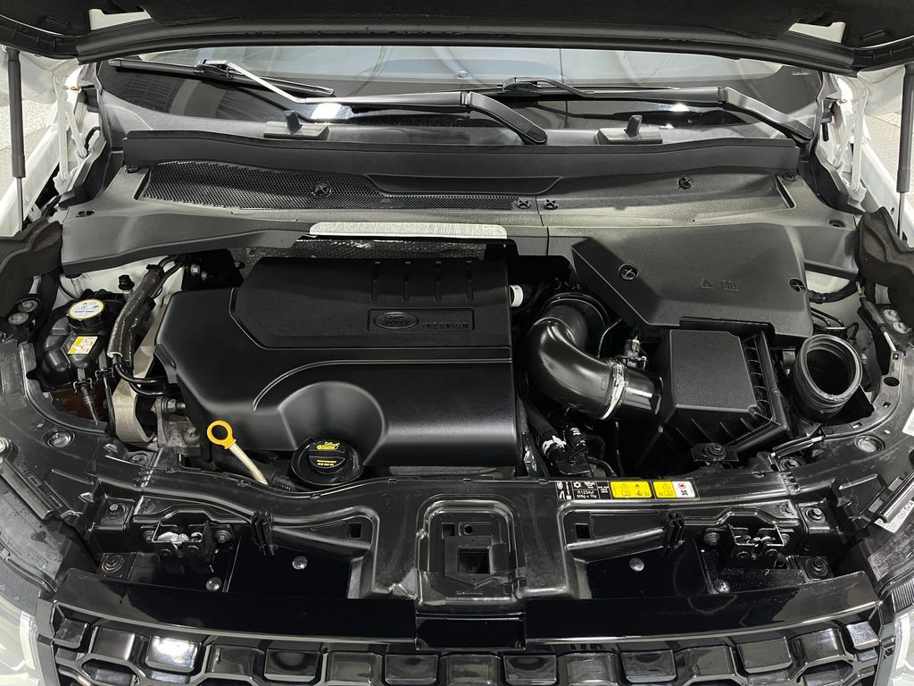 2020 Land Rover Discovery Sport Image 27