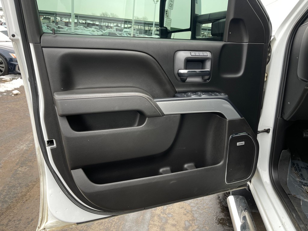2017 Chevrolet Silverado 1500 Image 14