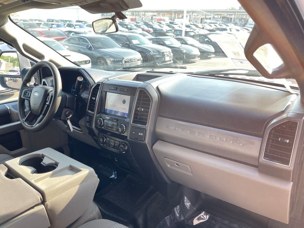 2021 Ford F-250 Image 17