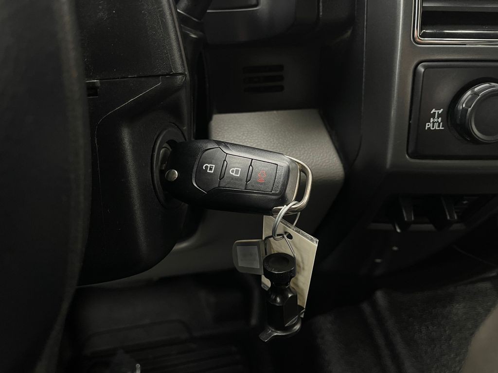 2021 Ford F-250 Image 17