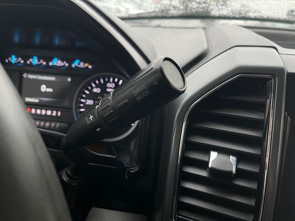 2021 Ford F-250 Image 25