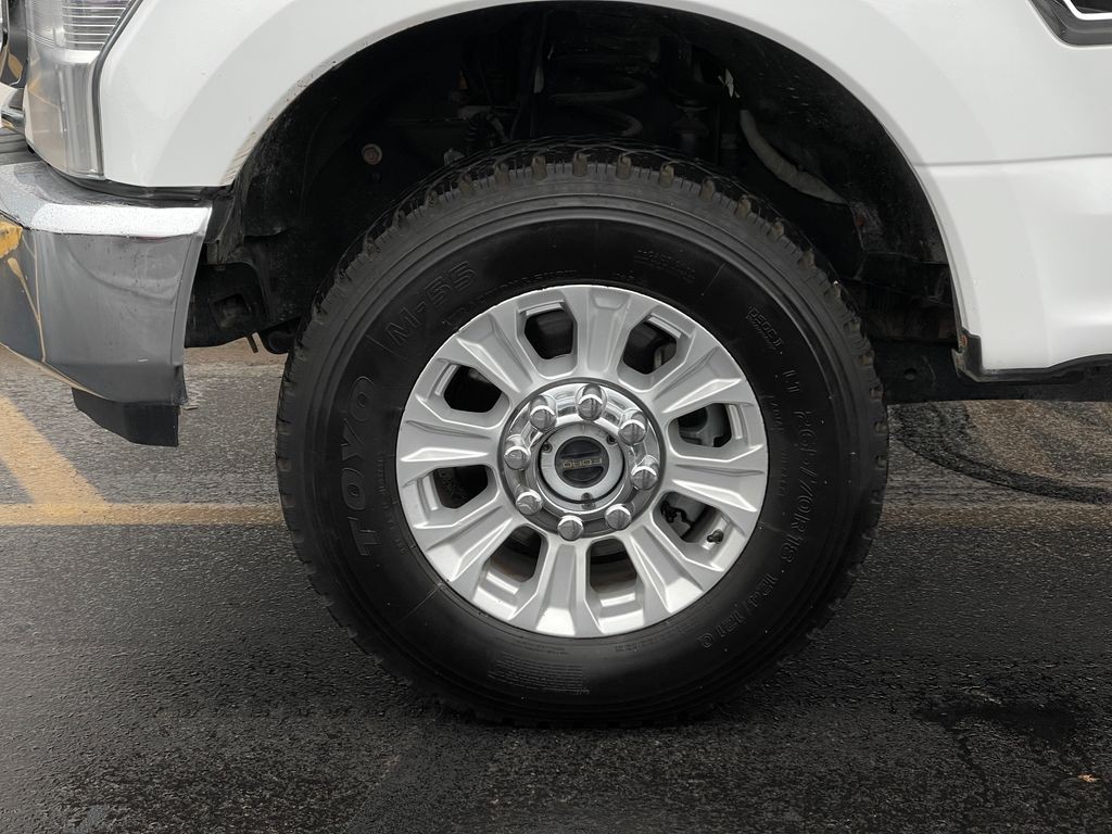2021 Ford F-250 Image 32