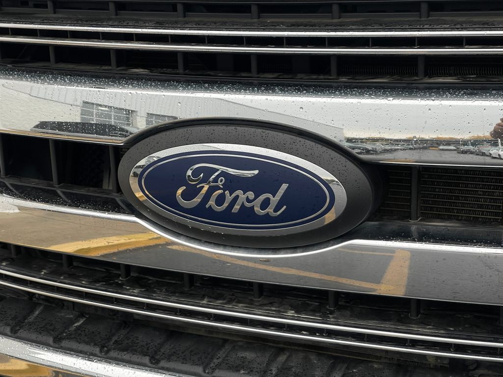 2021 Ford F-250 Image 35