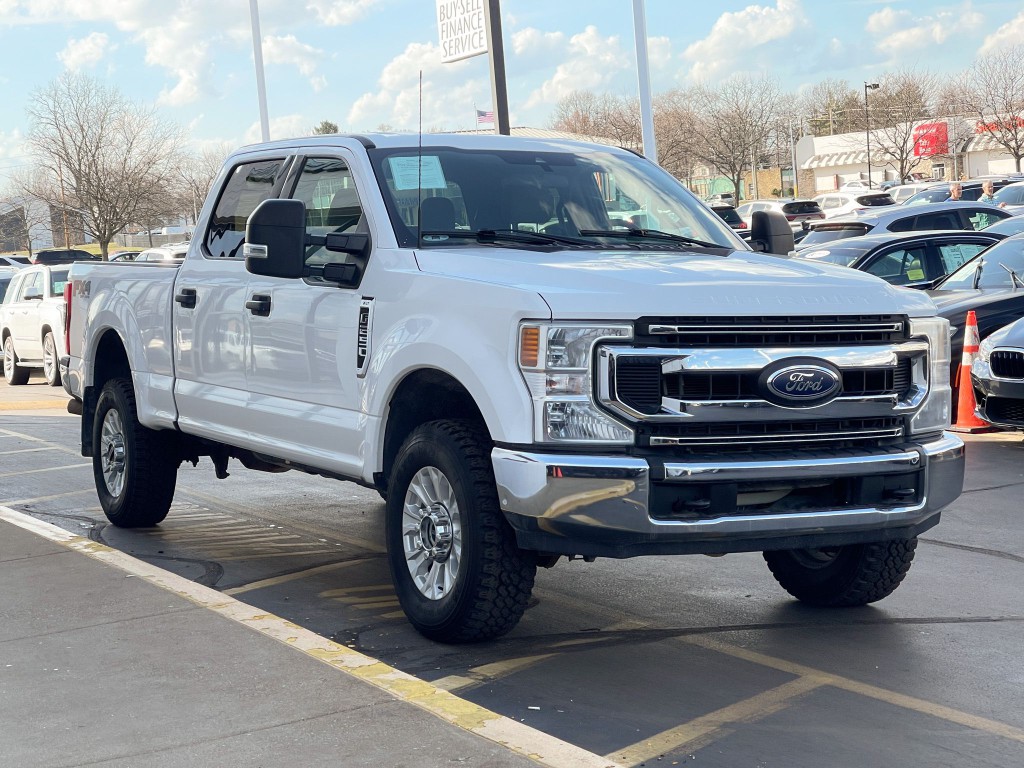2021 Ford F-250 Image 2