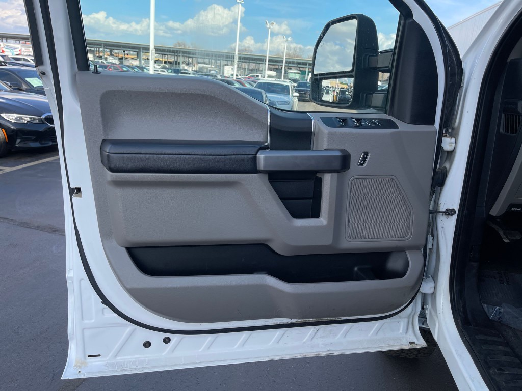 2021 Ford F-250 Image 12