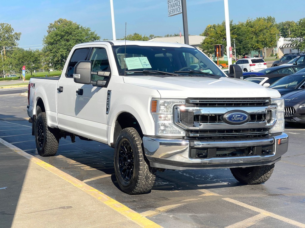 2021 Ford F-250 Image 2