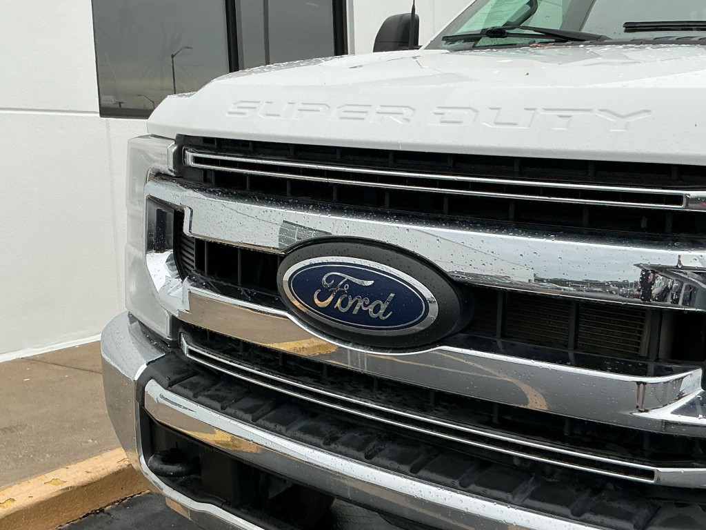 2021 Ford F-250 Image 35