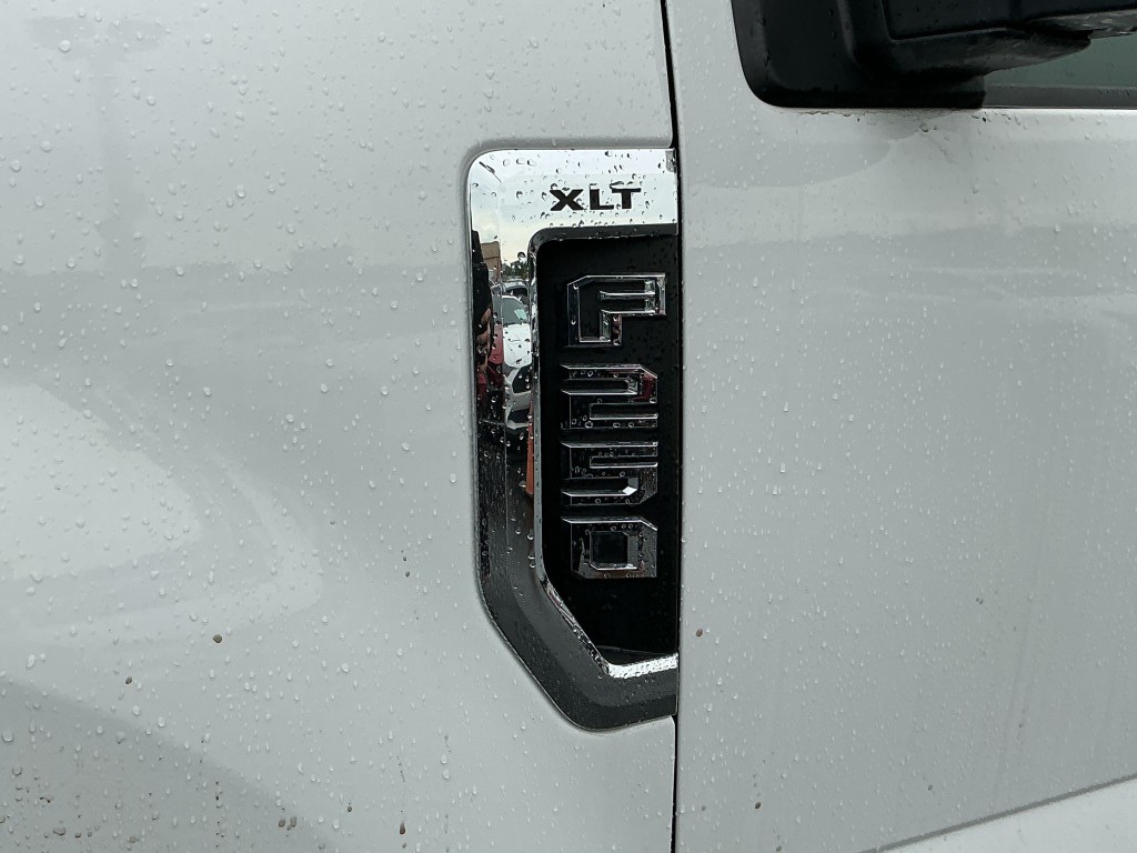 2021 Ford F-250 Image 36