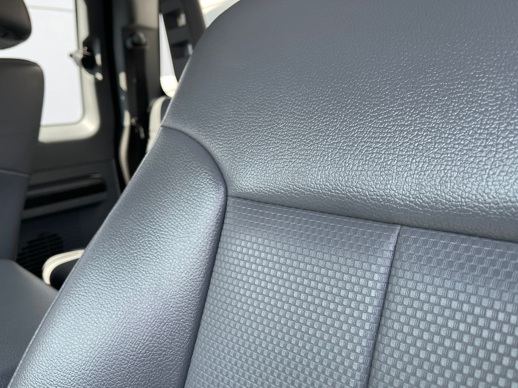 2015 Ford F-350 Image 14