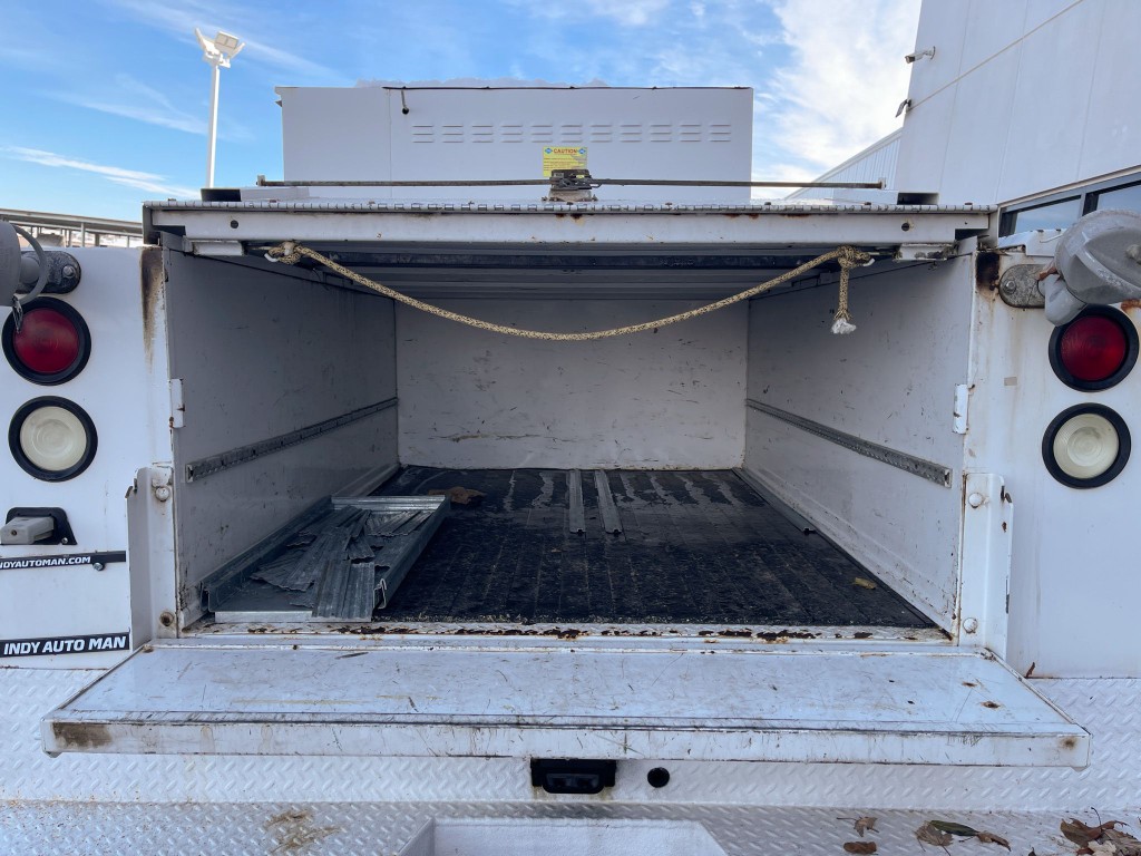 2015 Ford F-350 Image 21