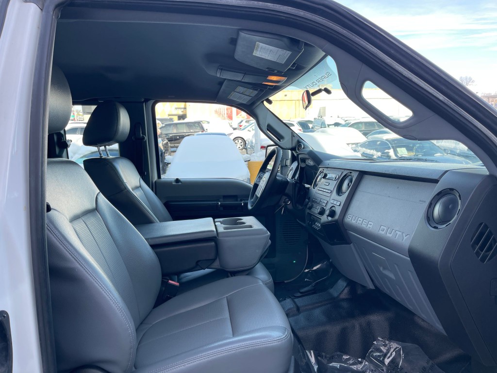 2015 Ford F-350 Image 30