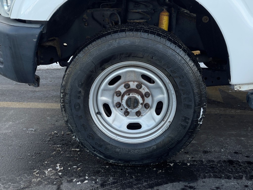 2015 Ford F-350 Image 33